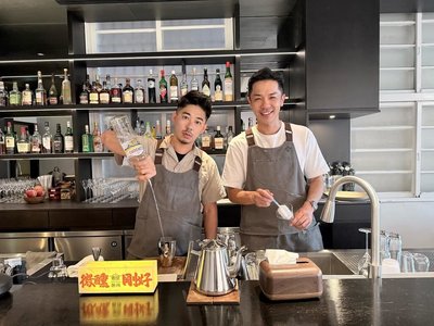 從螢幕到廚房  演員楊皓崴餐廳當洗碗工