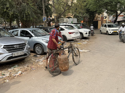 中東衝突影響液化石油氣供給　印度黑市搶購飆漲4倍
