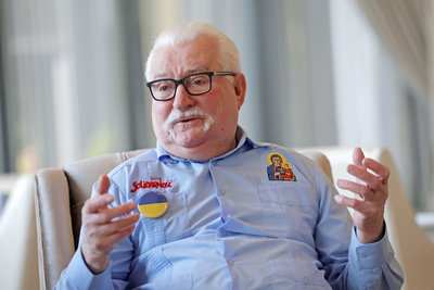 波蘭前總統華勒沙警示中國威脅　促華語區團結抗共產【專訪】