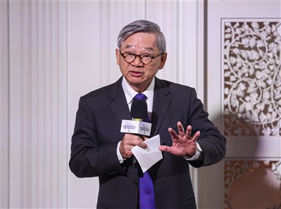 吳誠文：全光網路助力AI發展　4月底公布首個實驗點