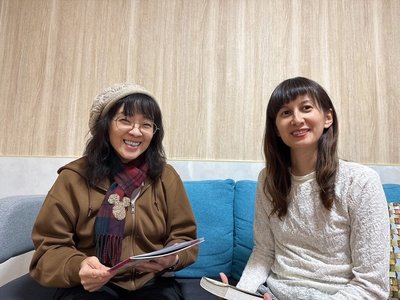 作家凌明玉駐村長崎五島　助台籍民宿主人出旅遊書