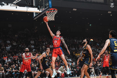 領航猿首節挖坑難補 東超籃球冠軍戰輸宇都宮皇者