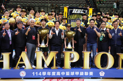 賴總統現身觀看HBL冠軍賽　肯定球員精彩表現