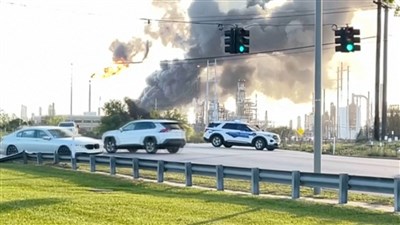 德州瓦勒羅煉油廠爆炸起火　當局發布就地避難令