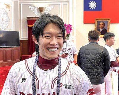 賴清德自曝是陳冠宇球迷 微笑左投見總統腳發抖