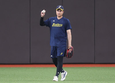 兄弟調薪宋晟睿漲幅居冠 岳東華簽5+1年大約