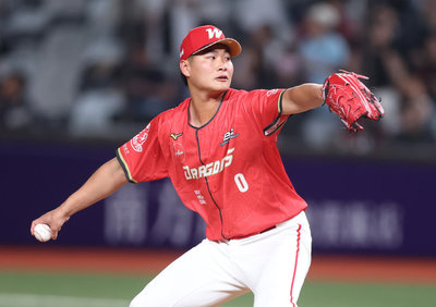 李超拆彈當隊友最強後盾　梅賽鍶許諾請大餐