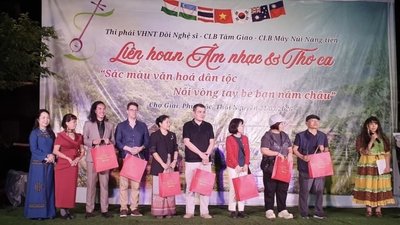 以母語建文化橋梁  新二代赴越南國際詩節介紹台灣