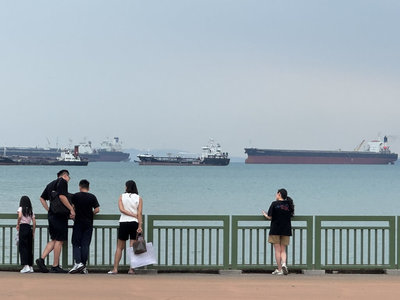 中東衝突亞洲港錨地船舶增  星銀行對物流曝險受矚