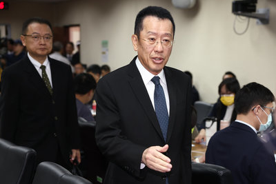 顧立雄:政院版國防特別條例 各案項不可或缺