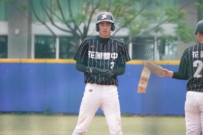 U18東岸聯盟羅維倫超前安花體勝　閱讀轉換心境