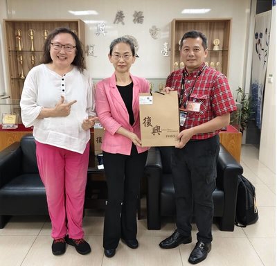 復興電台奪葛蕾西獎 訴說非洲友邦婦女創業動人故事