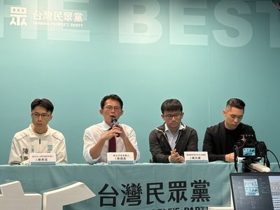 黃國昌推醫療政見　建構社區家醫網、護理師加給