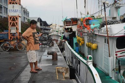 東港漁船通報屏東第一鮪失格　船長質疑公告不清