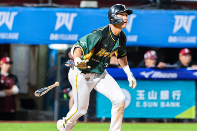 陳文杰4安錯過完全打擊　2分砲助雄鷹2連勝