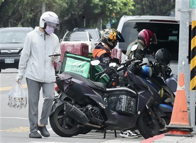 Uber Eats：商家服務費7/21調漲2.5至3個百分點