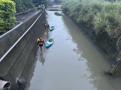 桃園65歲婦雨天外出失聯  警消新屋溪尋獲遺體
