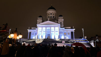 赫爾辛基白教堂成戶外劇場　 苦路劇慶演30年