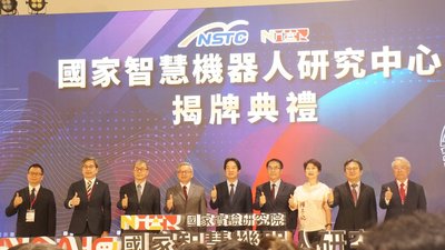 總統：機器人不是好看頭而已　台灣有實力做到真正可以用