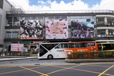 低碳暢遊　台灣好行日月潭環湖線電動巴士啟動