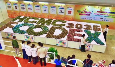 台灣果凍藝術國際發光  1198顆果凍花寫金氏世界紀錄