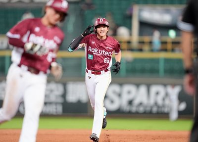 何品室融首轟即滿貫砲史上最年輕　猿終止3連敗