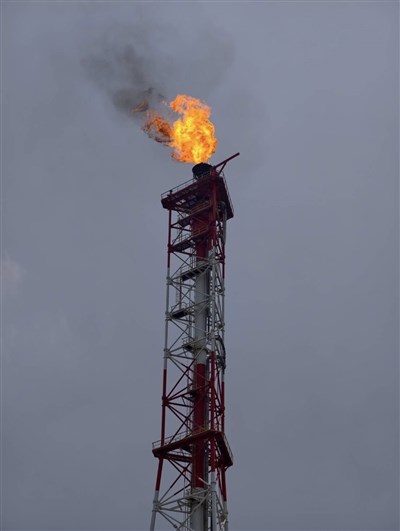 中油新三輕壓縮機跳車大火　環保局最高罰500萬