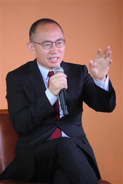 潘石屹沉寂多年後發聲　稱中國房市猶如龐氏騙局