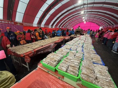 「媽祖請客」廣結善緣　吃飯擔進化超狂點心站