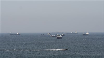 革命衛隊：若伊朗油輪遭攻擊　美軍據點將成報復目標