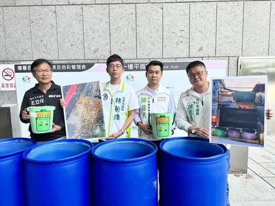 中市清潔隊員亂倒廢水遭直擊  盧秀燕：記過開罰