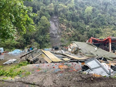 竹縣營地武林帖違建未改善遭拆　非法旅宿併罰