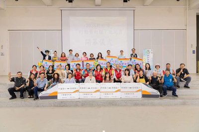 新竹市行動藝術列車啟動　走進5校扎根美感