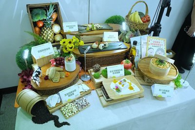 逾7成長輩缺牙營養吸收差 國健署推質地調整飲食