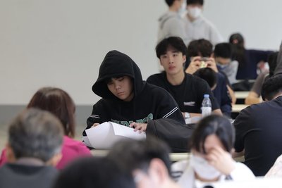 四技二專統測登場　試場開冷氣、遇地震依指示行動