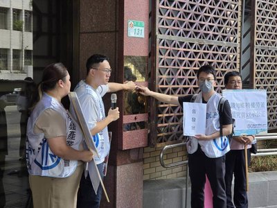 勞工董事吳長智被控貪污　台鐵產業工會赴北檢告發