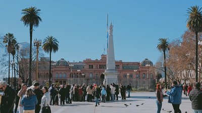 阿根廷總統府限制媒體採訪　稱調查非法間諜活動有關