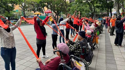長者怕跌倒不再運動　弘道基金會助重拾熱情