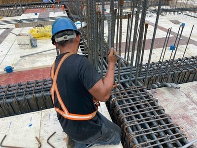 前鎮亞灣智慧公宅導入AI　監測工安風險主動預防