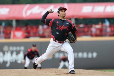 曾仁和暌違717天一軍先發勝　葉總相信會更好