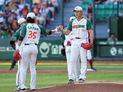 江少慶復出一軍先發3局無責失　獅擊退桃猿3連勝