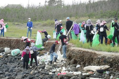 澎湖北方海岸線淨灘　湖西鄉又清出逾3噸海漂廢棄物
