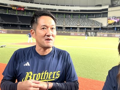 江坤宇觸擊未成反敲安　兄弟教頭稱讚找回本色