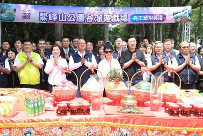 台中清水谷溜遊戲場啟用 34道特色溜滑梯吸睛