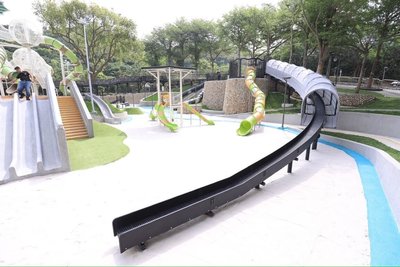 台中清水谷溜遊戲場啟用 34道特色溜滑梯吸睛