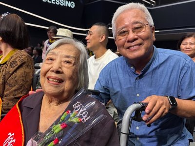 高雄美力媽媽表揚　98歲抗癌嬤與越南新住民獲獎