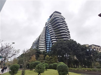 陶朱隱園再傳成交紀錄　每坪單價跌破300萬元