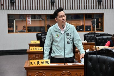 台東跨年餐飲區音響靜悄悄 議員諷見煙火才知已跨年
