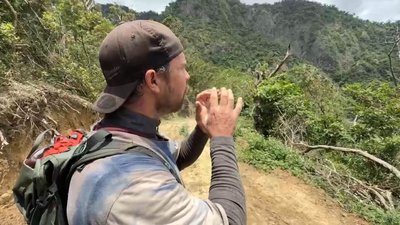 澳洲男困峭壁山洞7天吹薩克斯風求援　台東搜救隊聞聲救人
