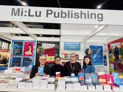 吳明益、廖鴻基登布拉格國際書展  分享台灣海洋文化